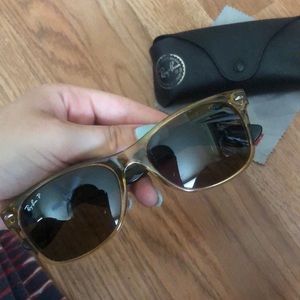 Ray ban polarized wayfarers!
